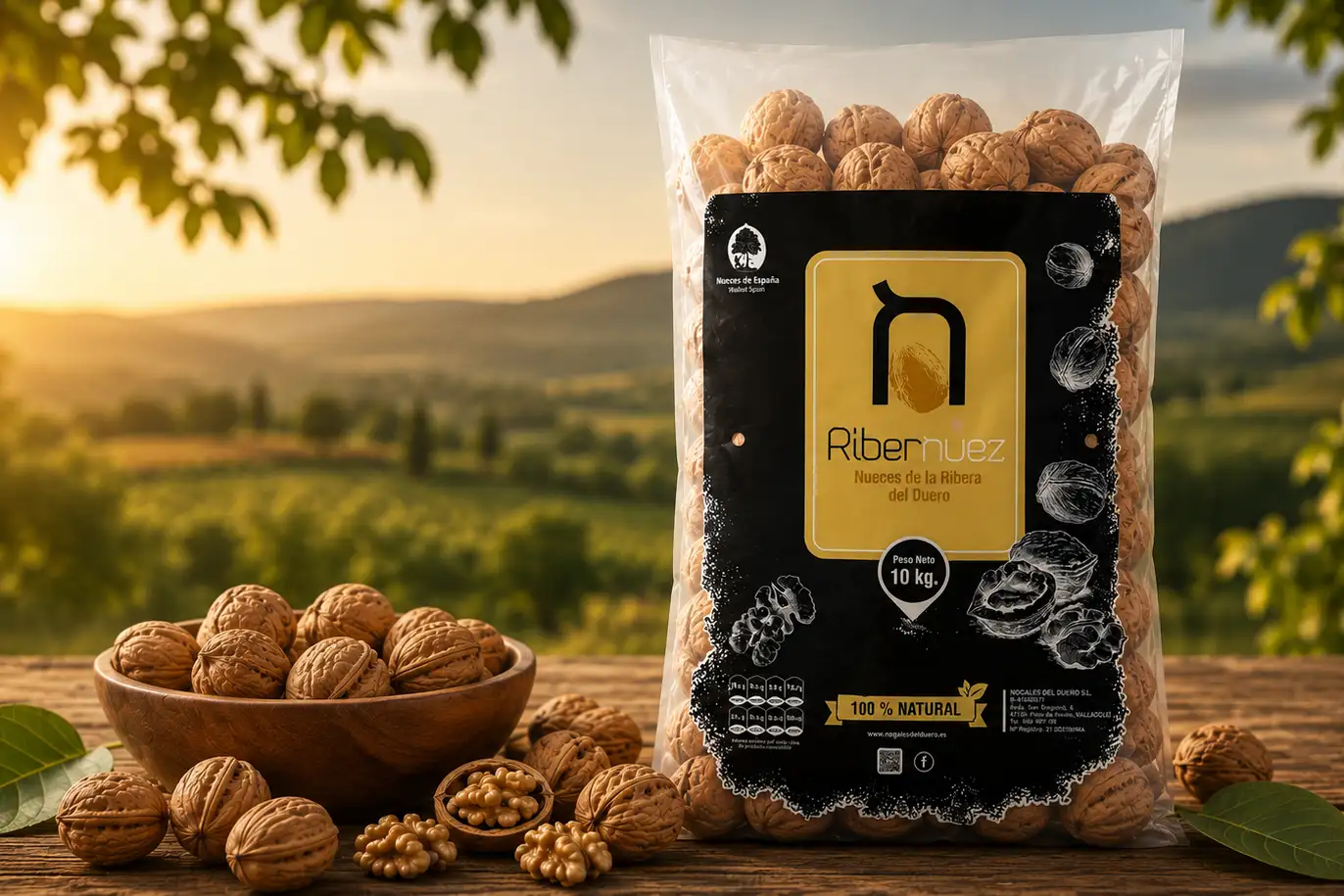 Saco de plástico personalizado para envasado de nueces - Plásticos Coimbra